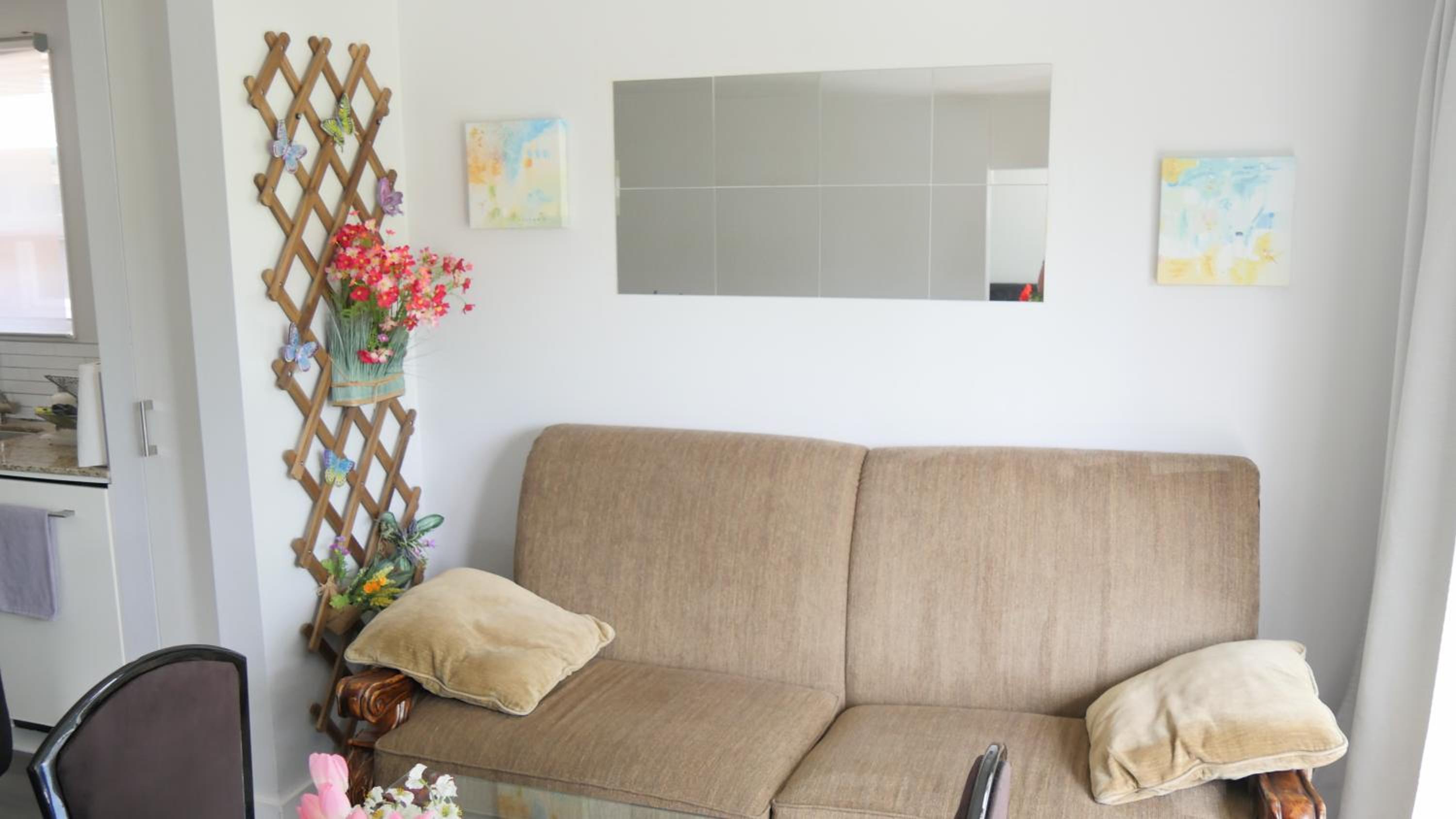 Richview Gardens Suite, 3-bdr