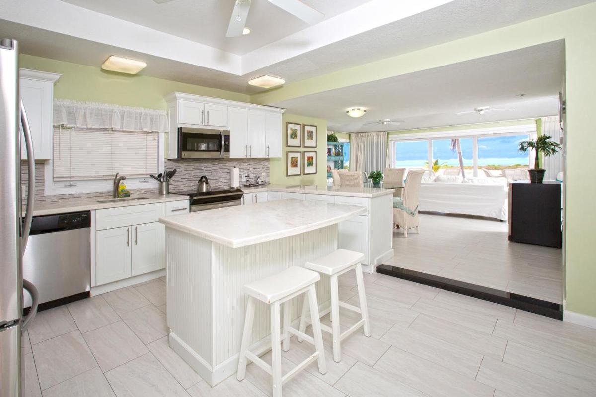 Two Rainbows by Grand Cayman Villas & Condos