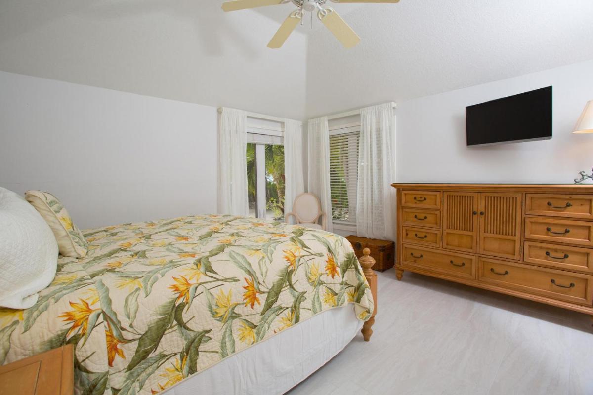 Two Rainbows by Grand Cayman Villas & Condos