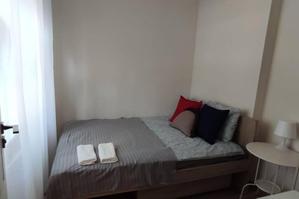 4 can stay. Free parking. Imanta view 2