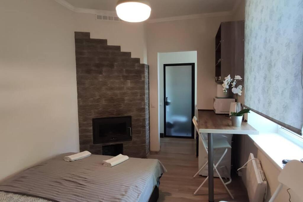 4 can stay. Free parking. Imanta view 4