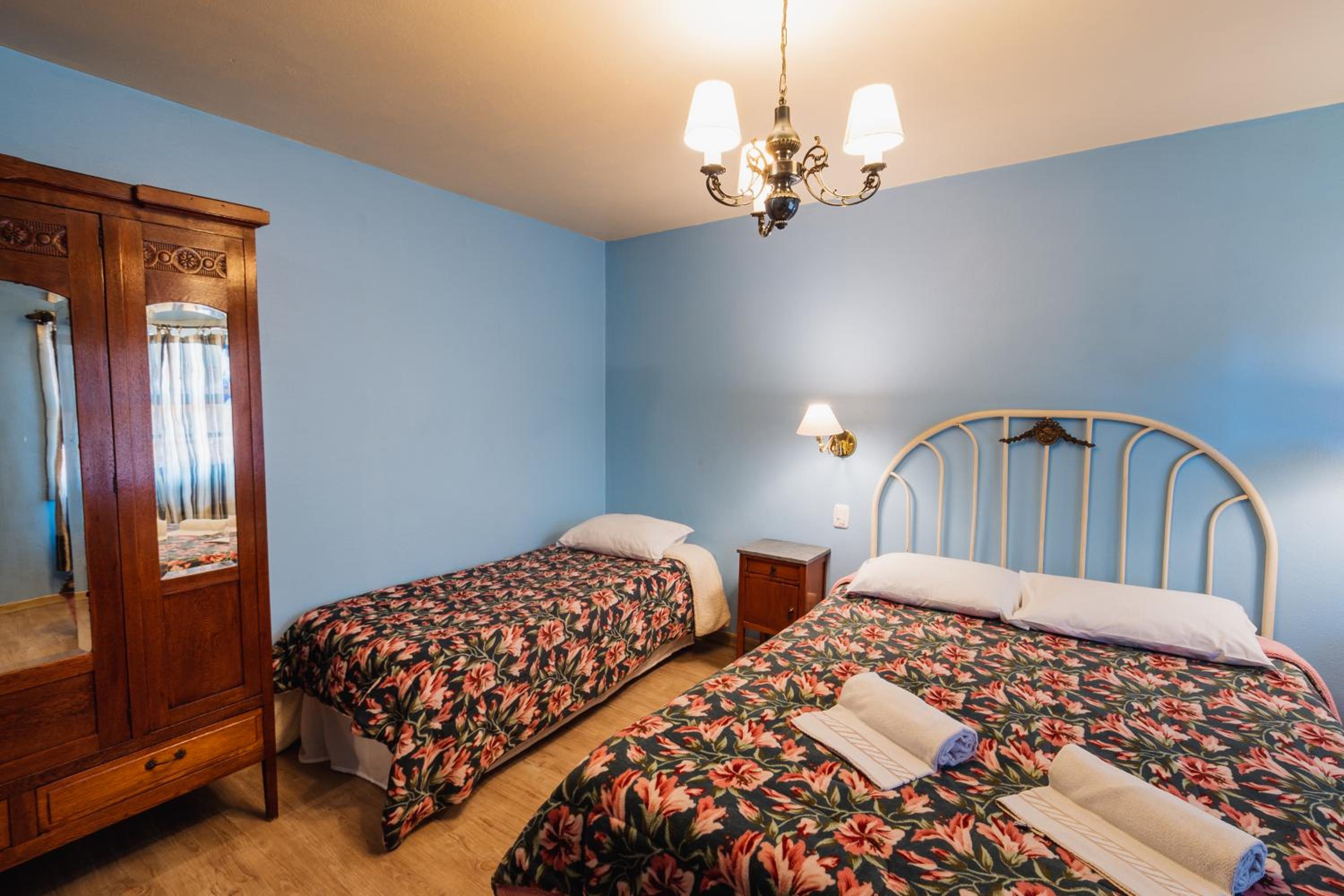 Golden Hills Vila Suzana