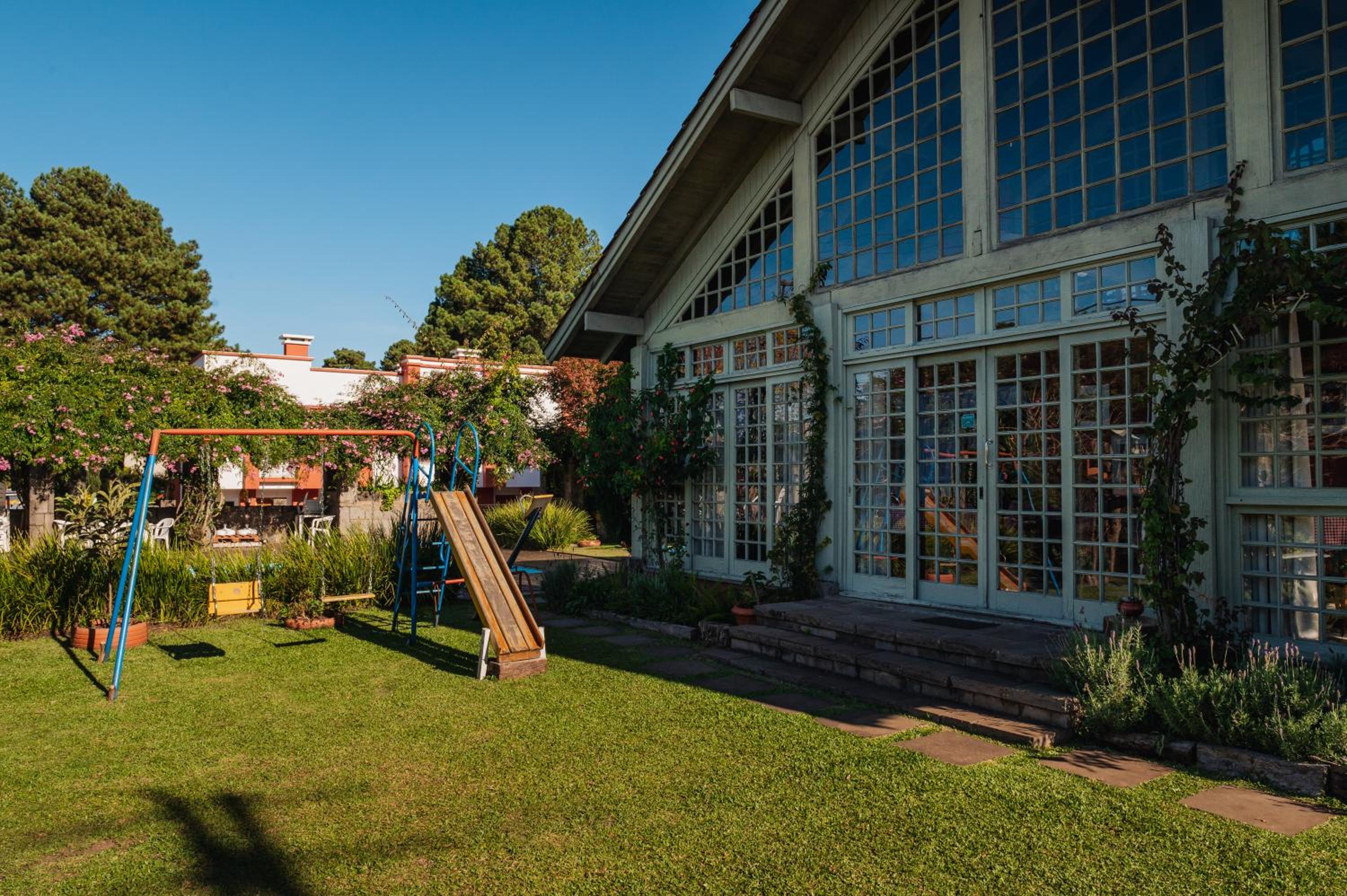Golden Hills Vila Suzana