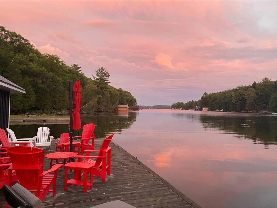 Lake Muskoka Lakehouse - Private Beach