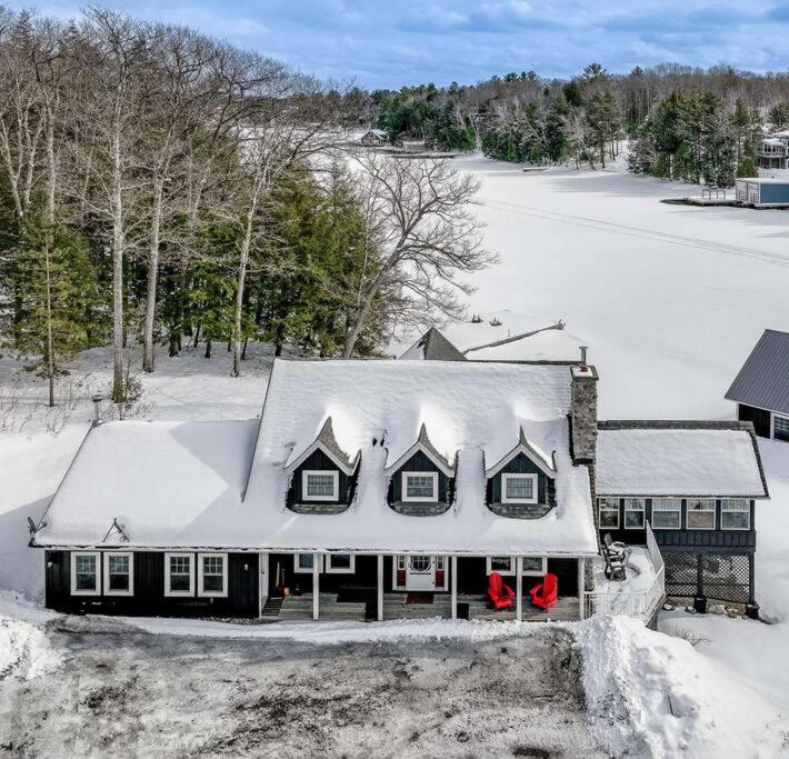 Lake Muskoka Lakehouse - Private Beach