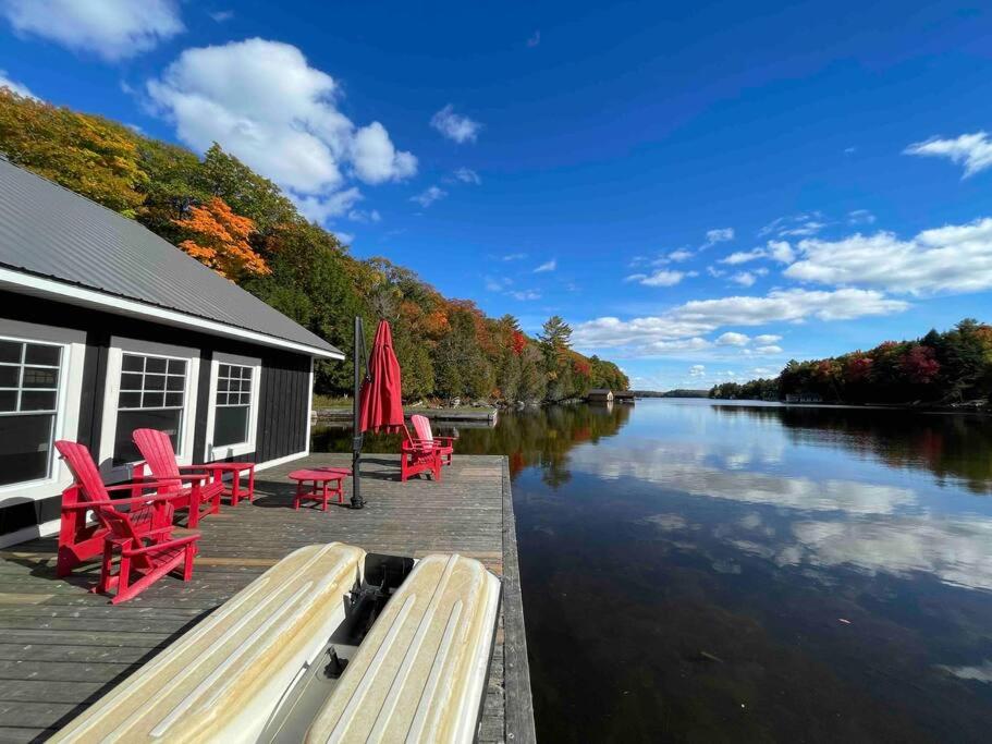 Lake Muskoka Lakehouse - Private Beach
