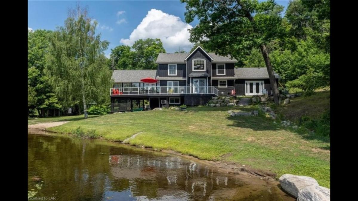Lake Muskoka Lakehouse - Private Beach