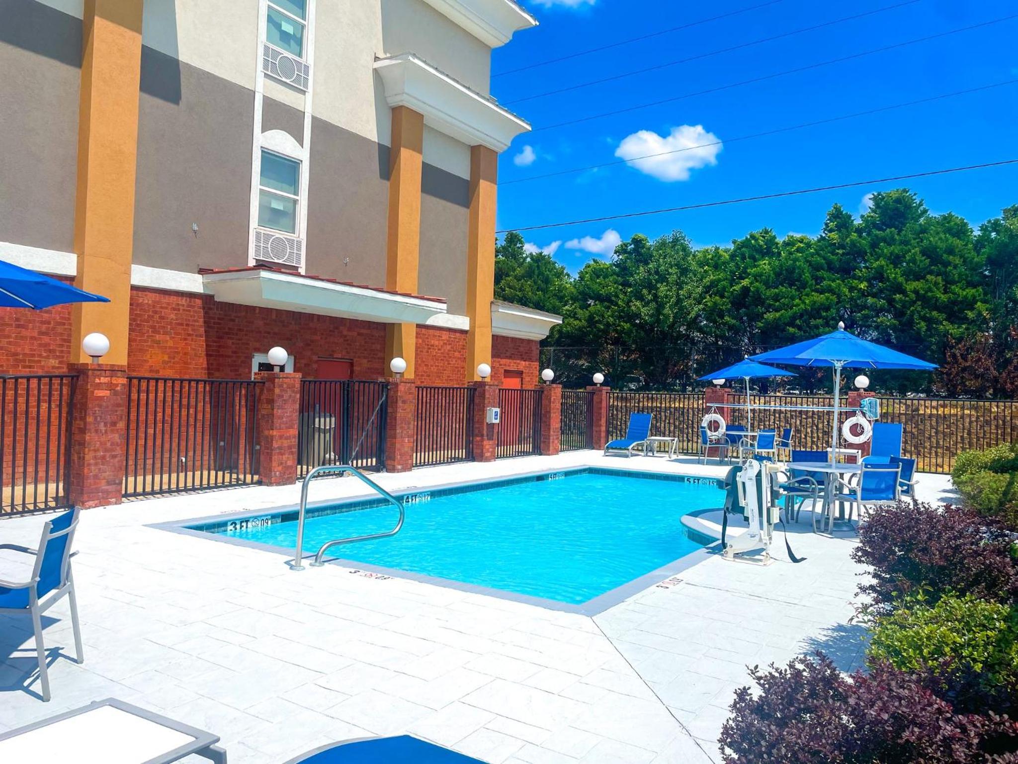 McComb Vacations - Holiday Inn Express McComb, an IHG Hotel - Property Image 15