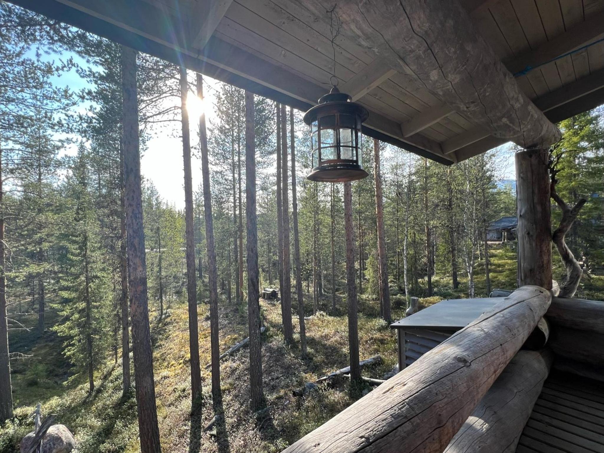 Rauhallinen kelohuoneisto lähellä palveluita, Peacefull Log apartment at Ylläs