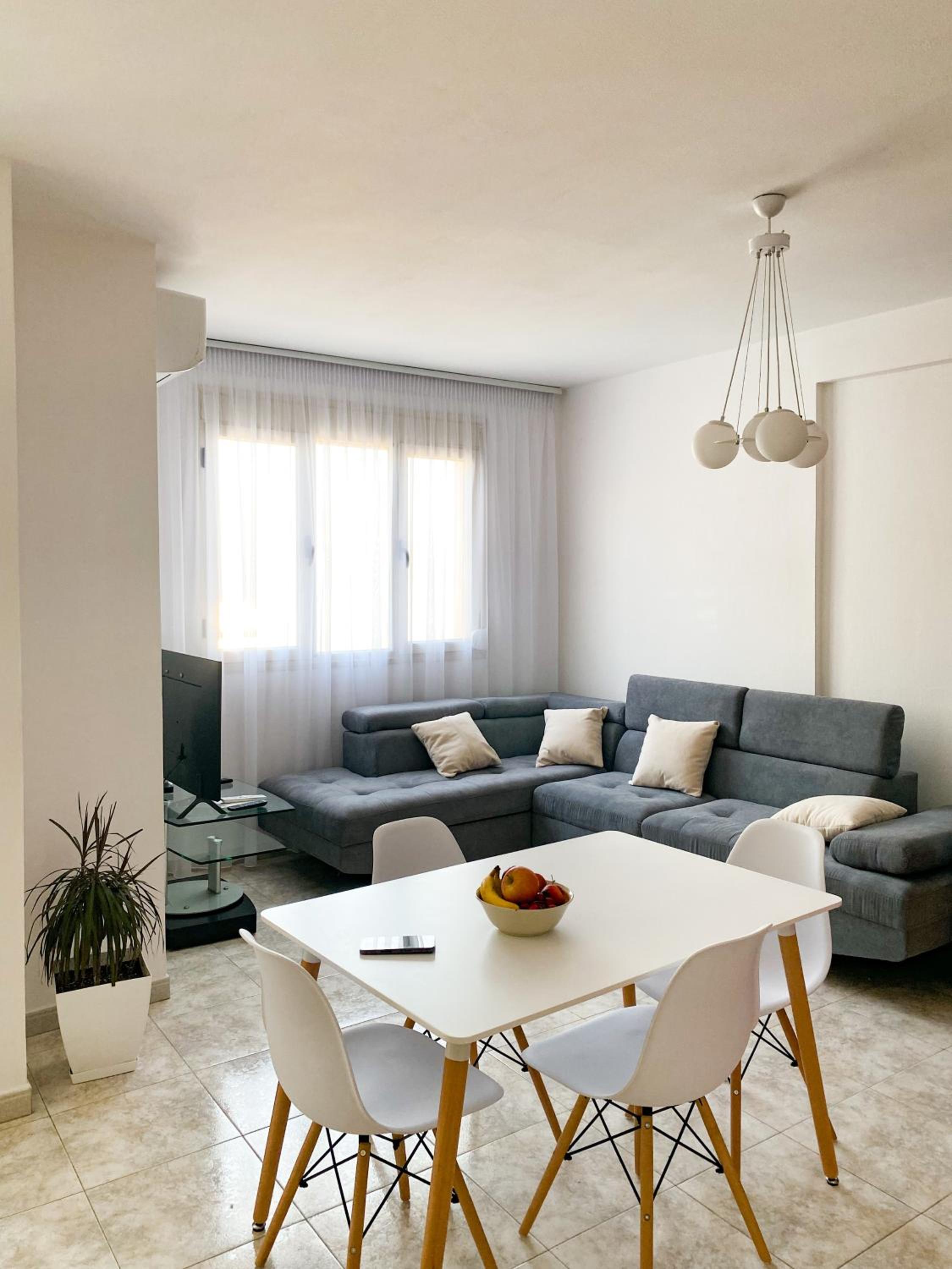 Zinas Apartment