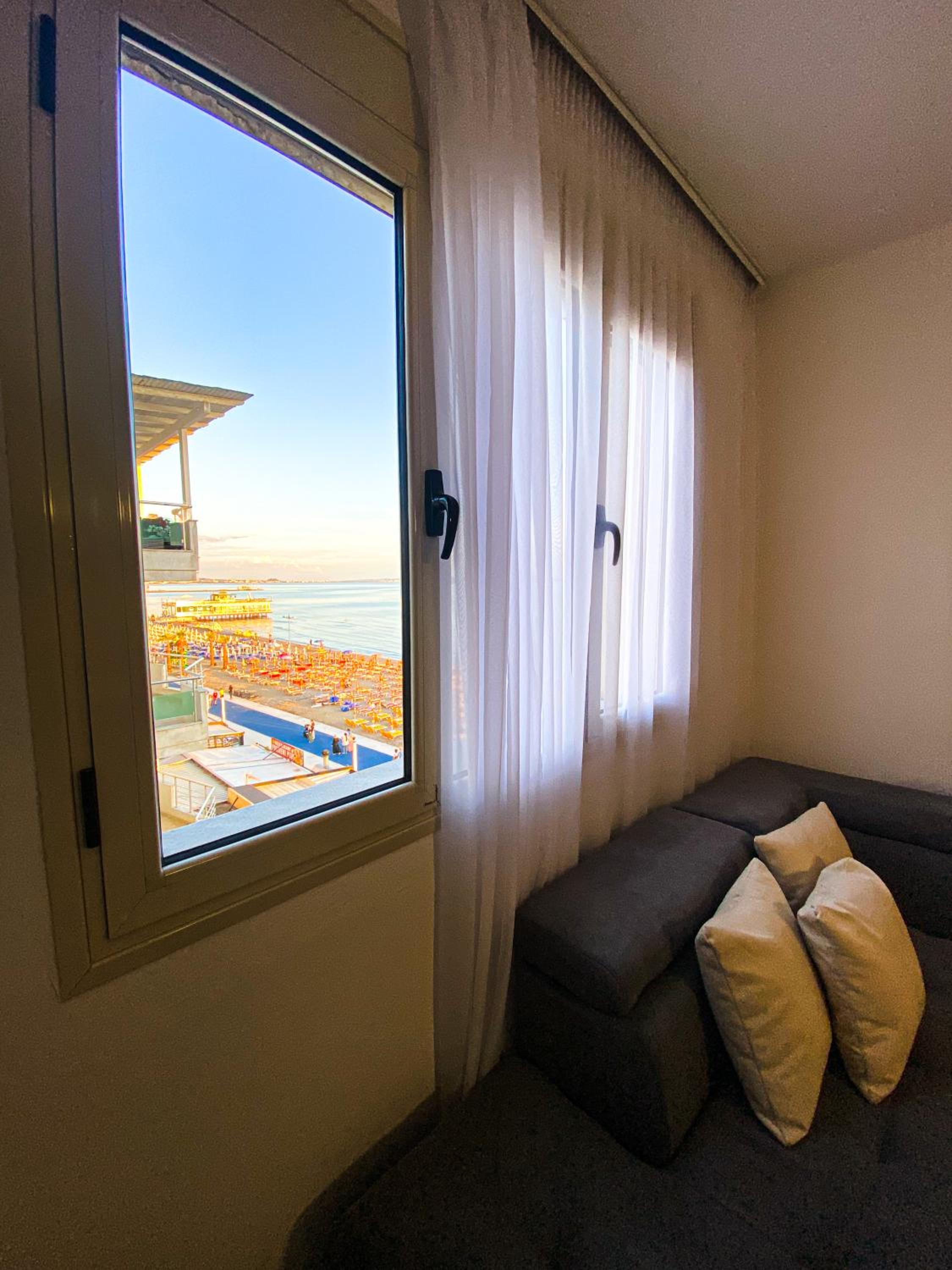 Zinas Apartment
