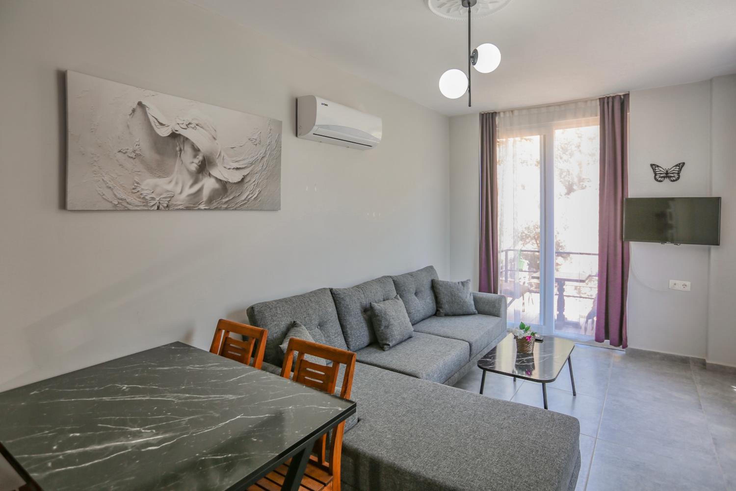 Just Dream Suites - Image 45