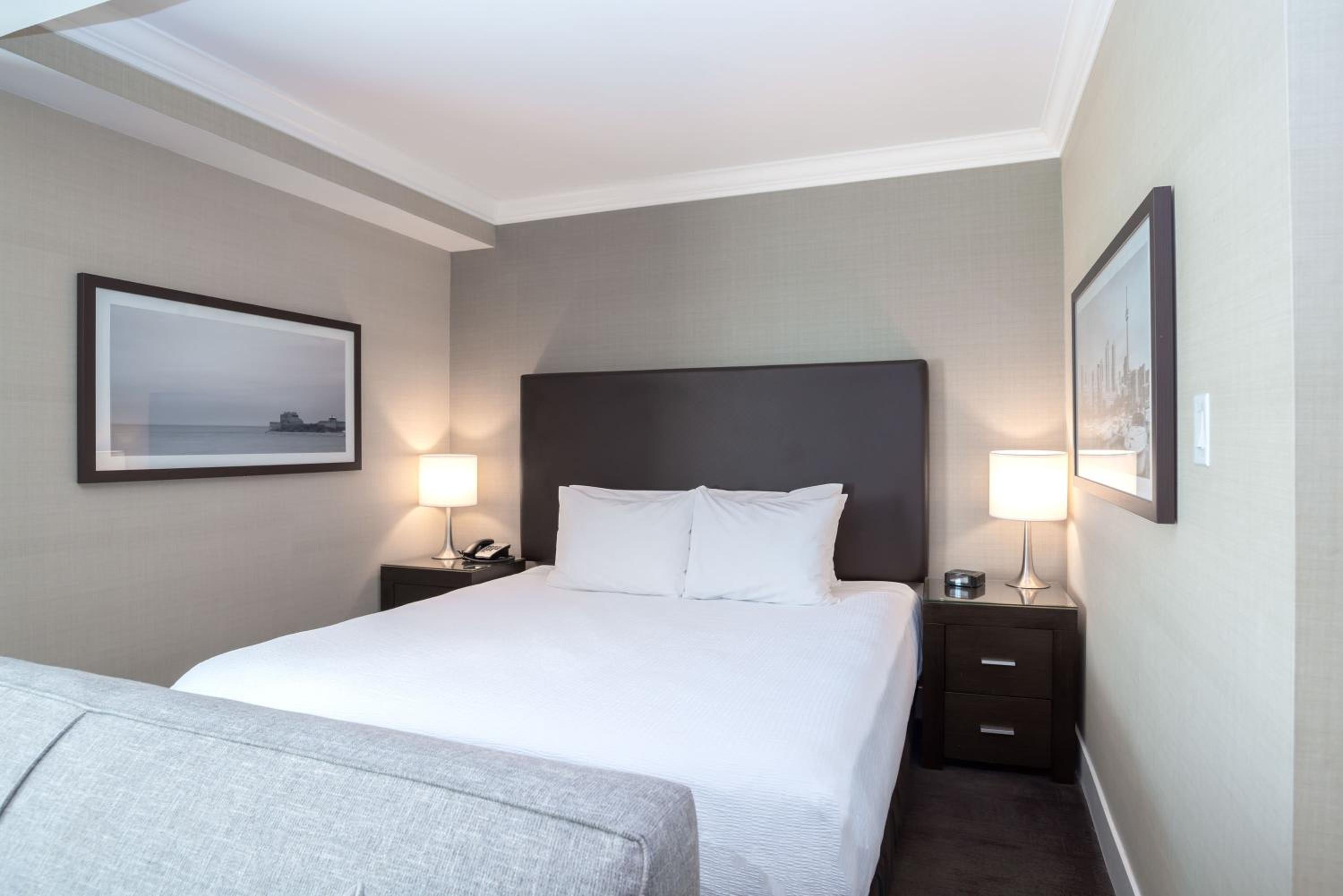 Sandman Hotel Oakville - Property Image 22