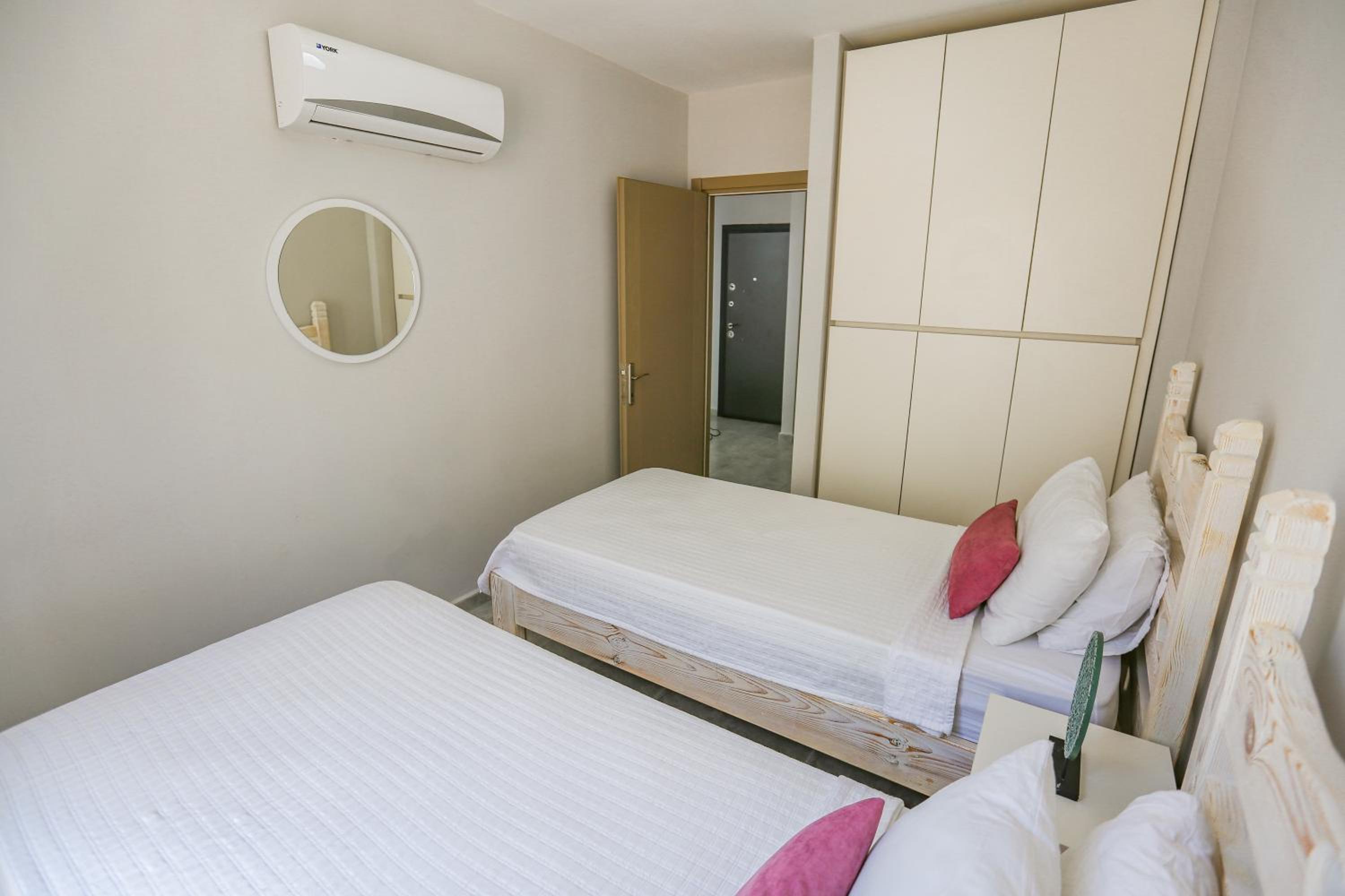 Just Dream Suites - Image 48