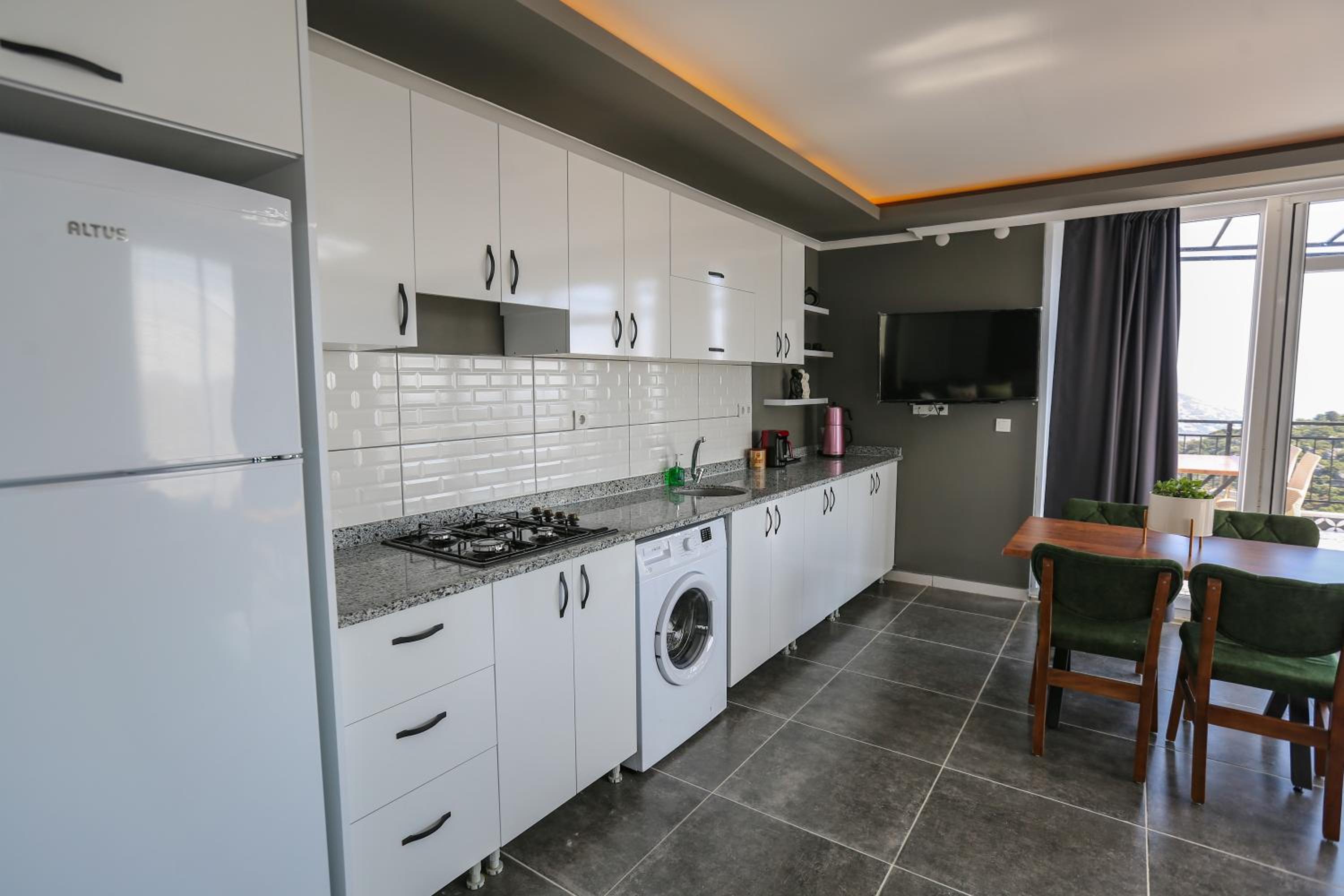 Just Dream Suites - Image 58