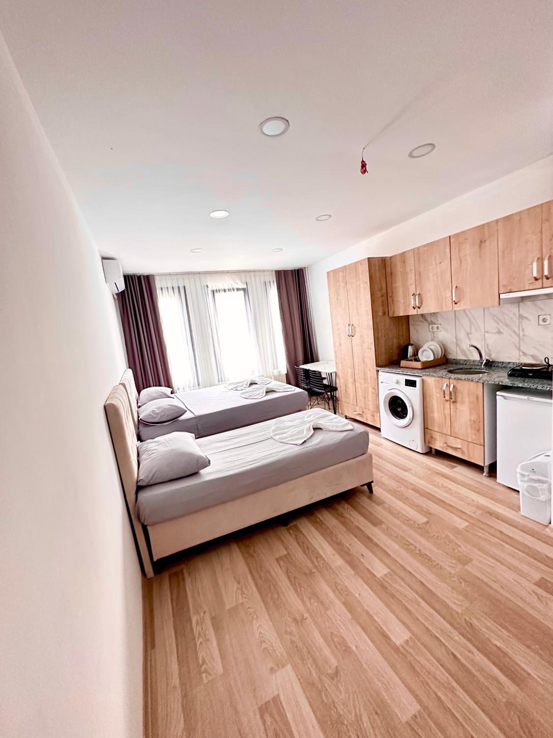 Alaca Suit - Image 8