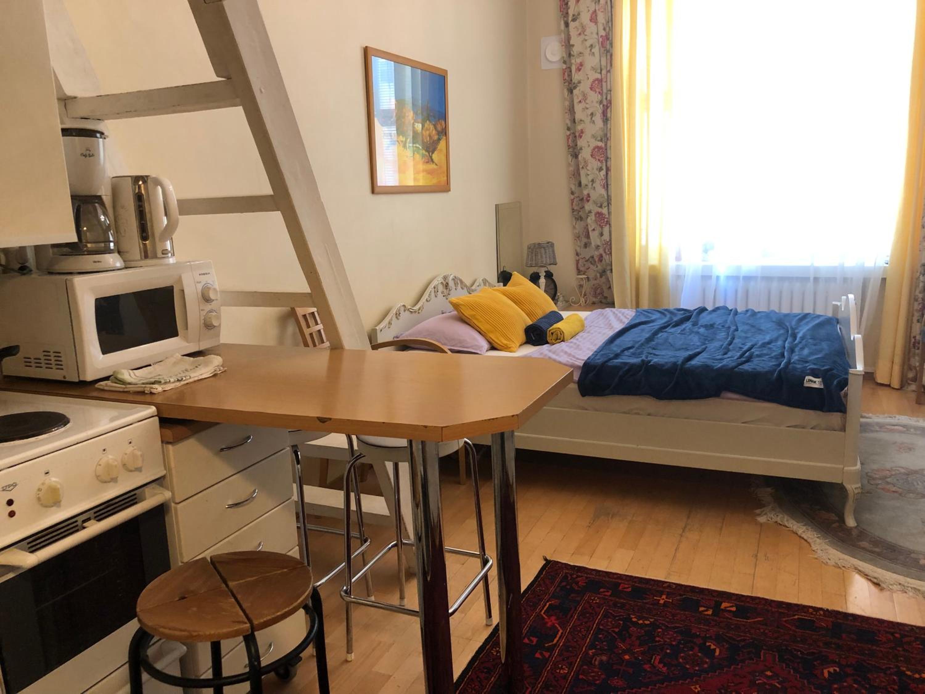 hotel room