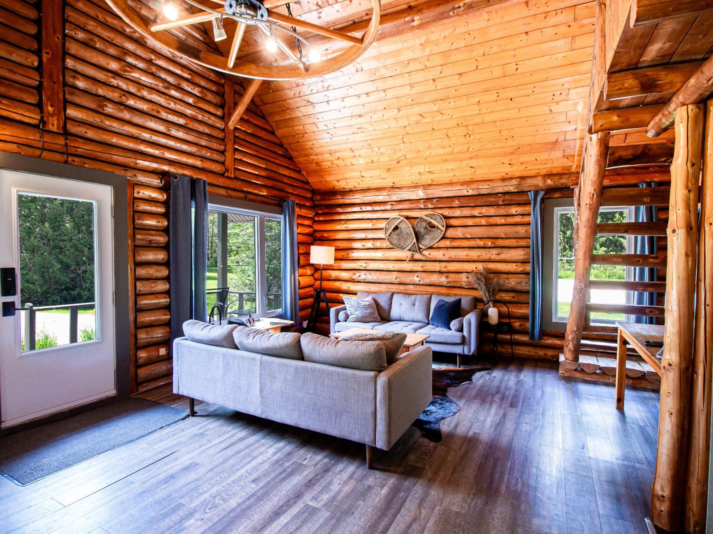 Les Chalets Tourisma - Chalet en bois rond avec spa - Chalet du 4e