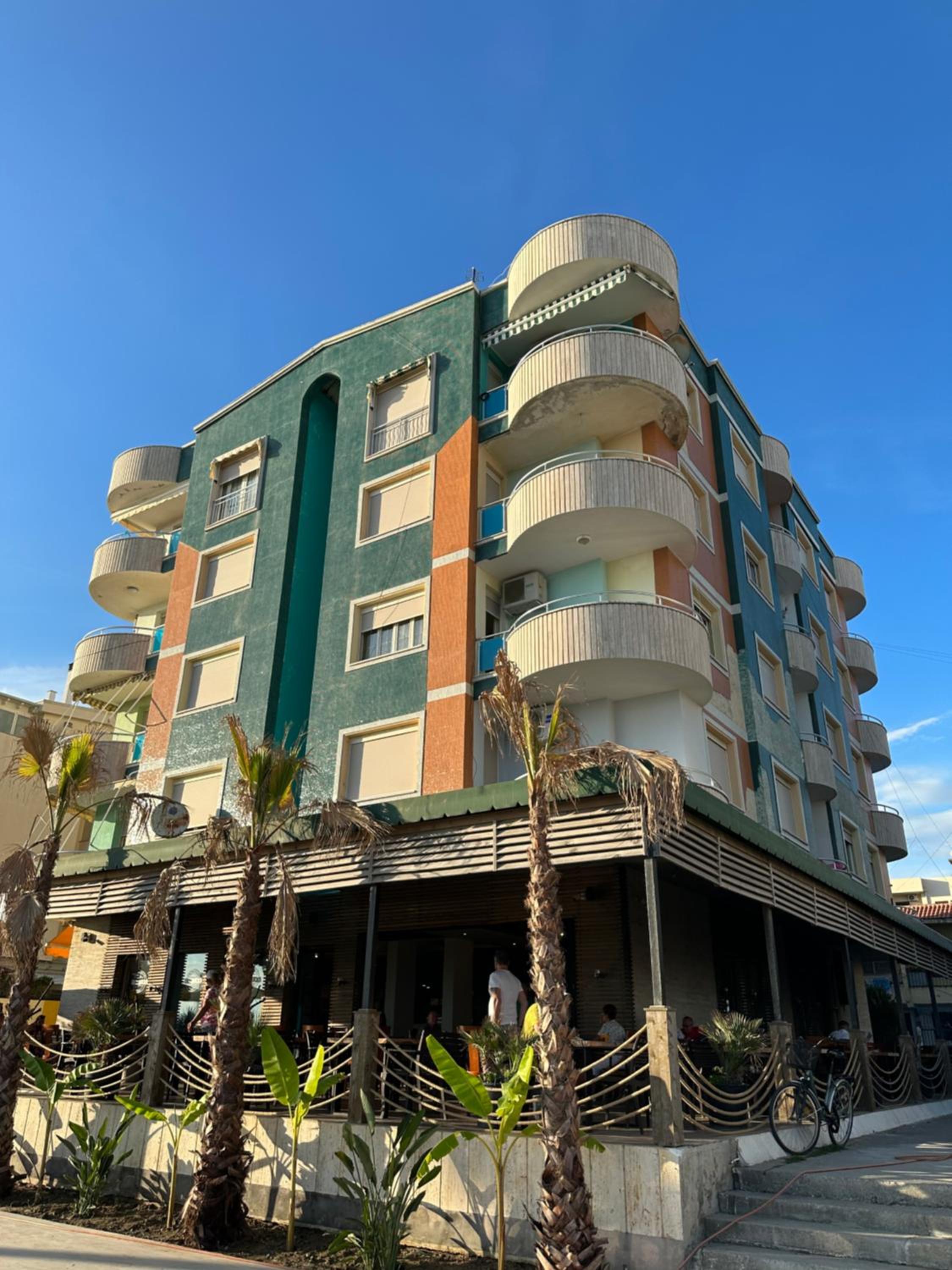 Zinas Apartment