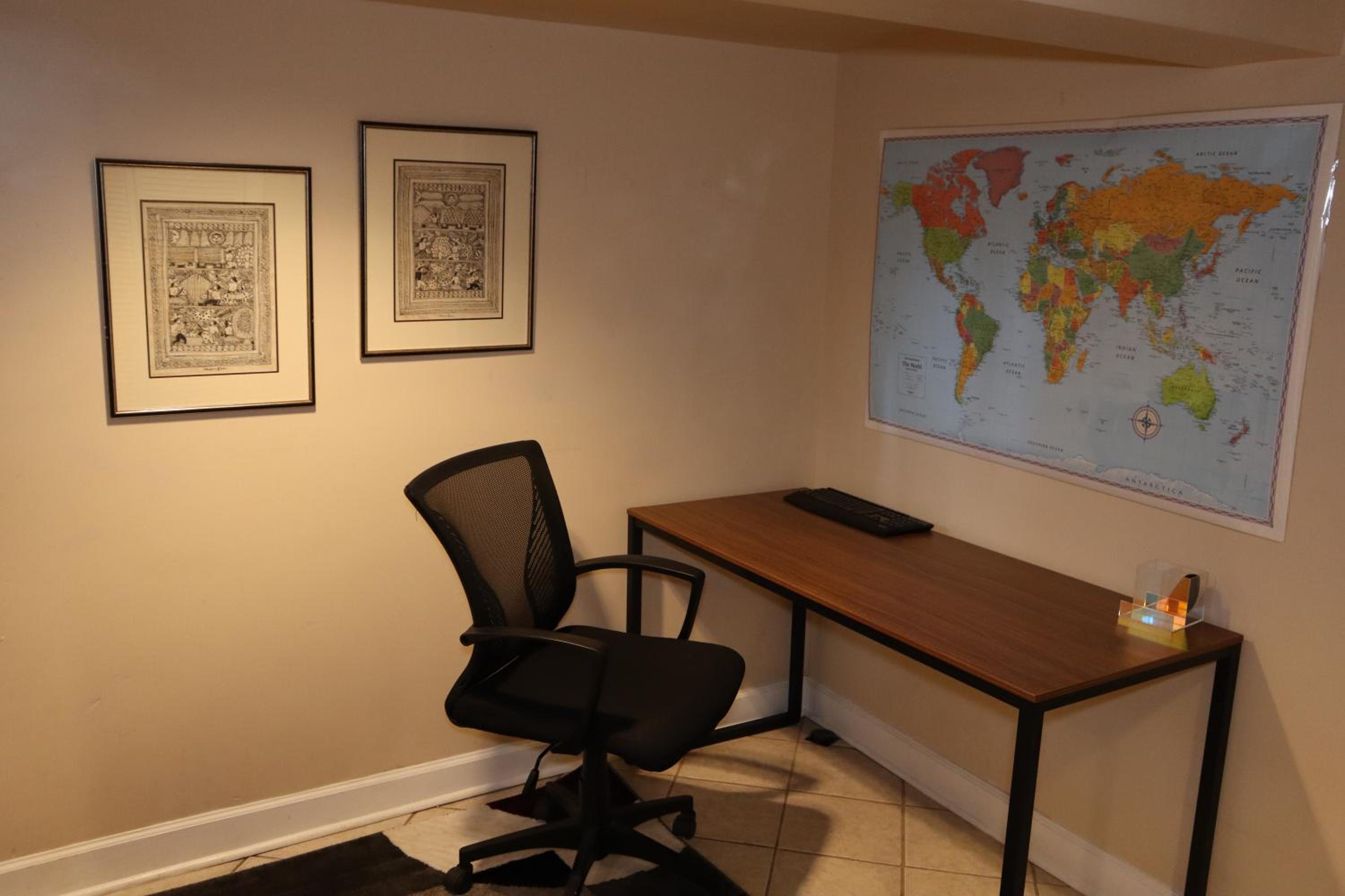 4 Bedroom Downtown DC with Private Parking Walk Metro Nightlife photo 4