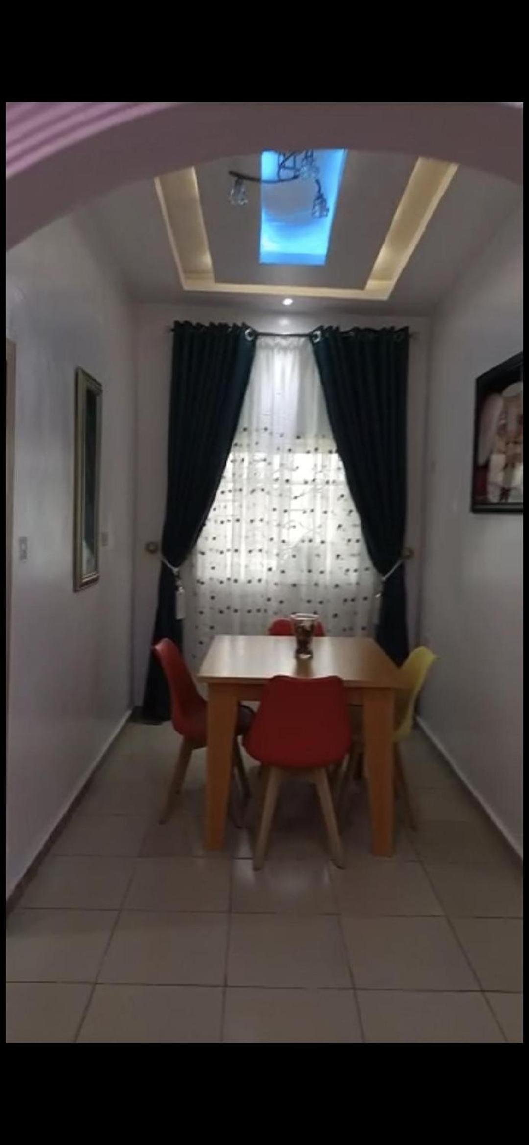 Luxury 2 bed apartment. view 5