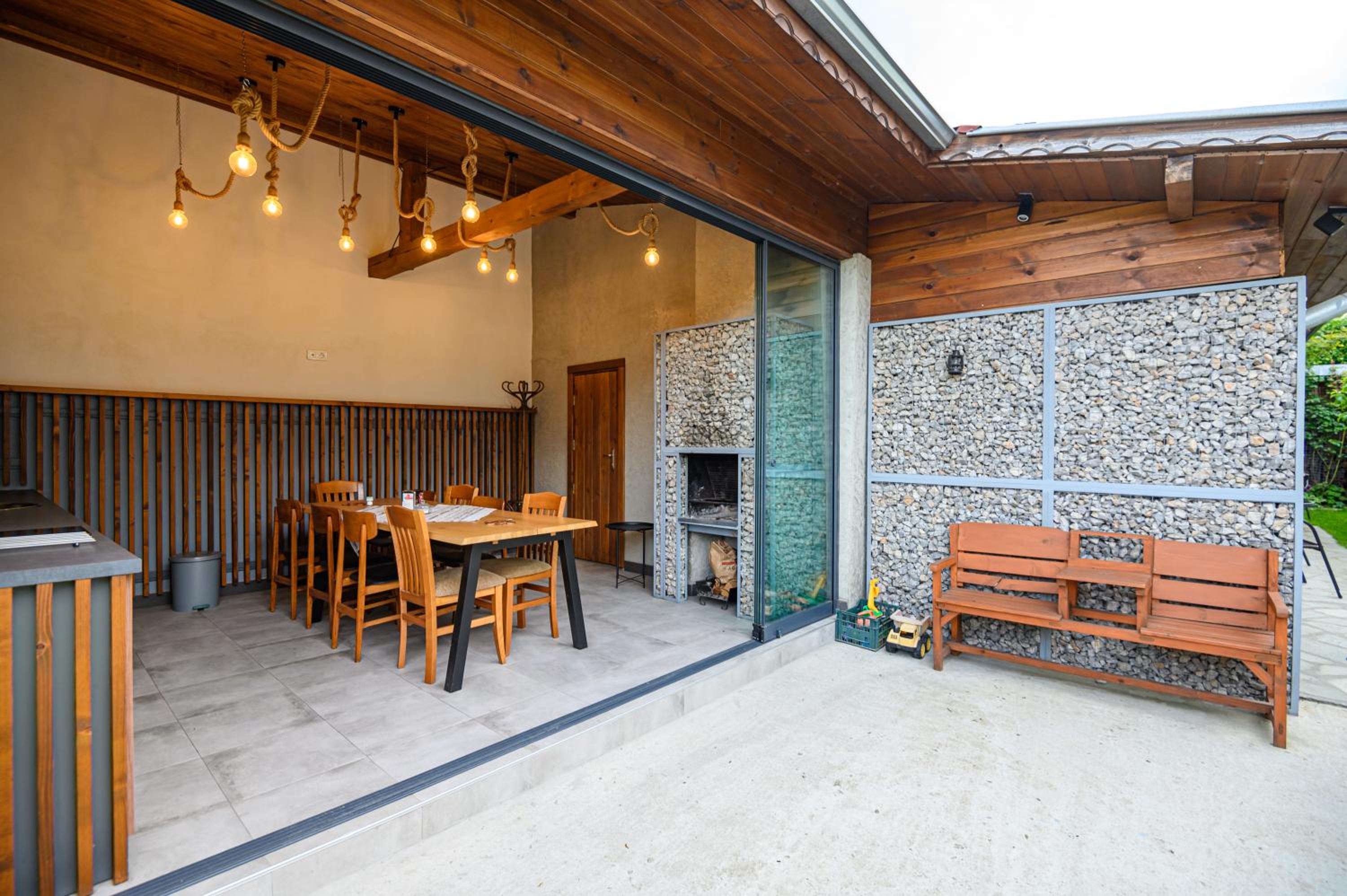 Guest House 7