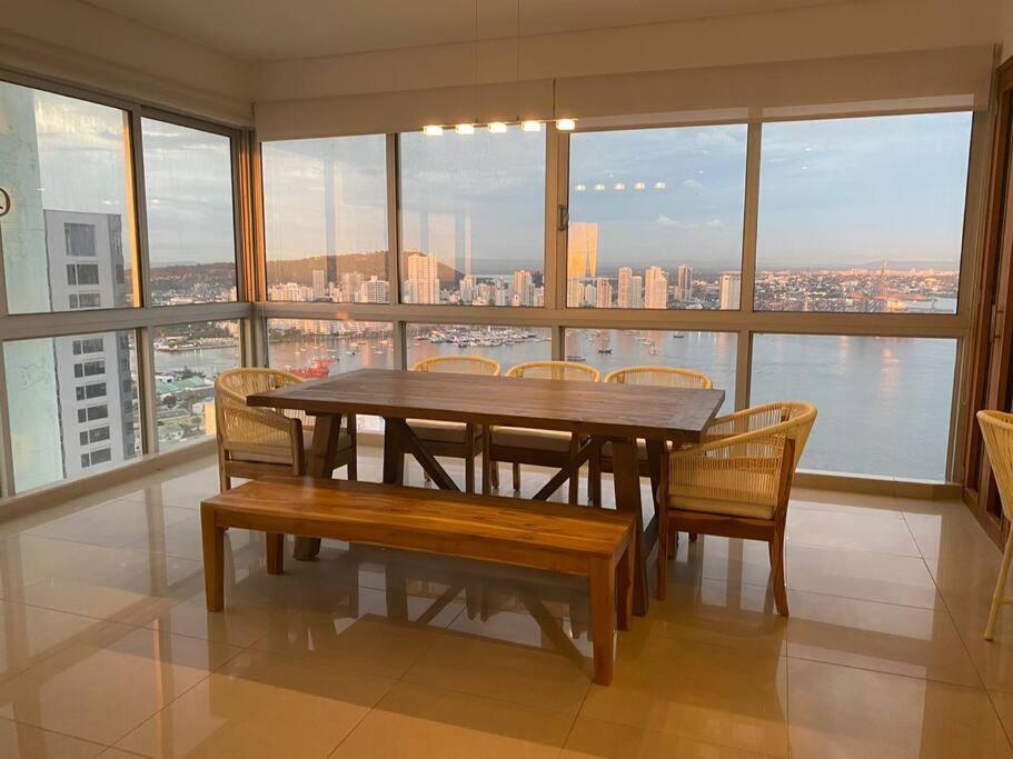 HERMOSO PENTHOUSE EN CARTAGENA VISTA 360