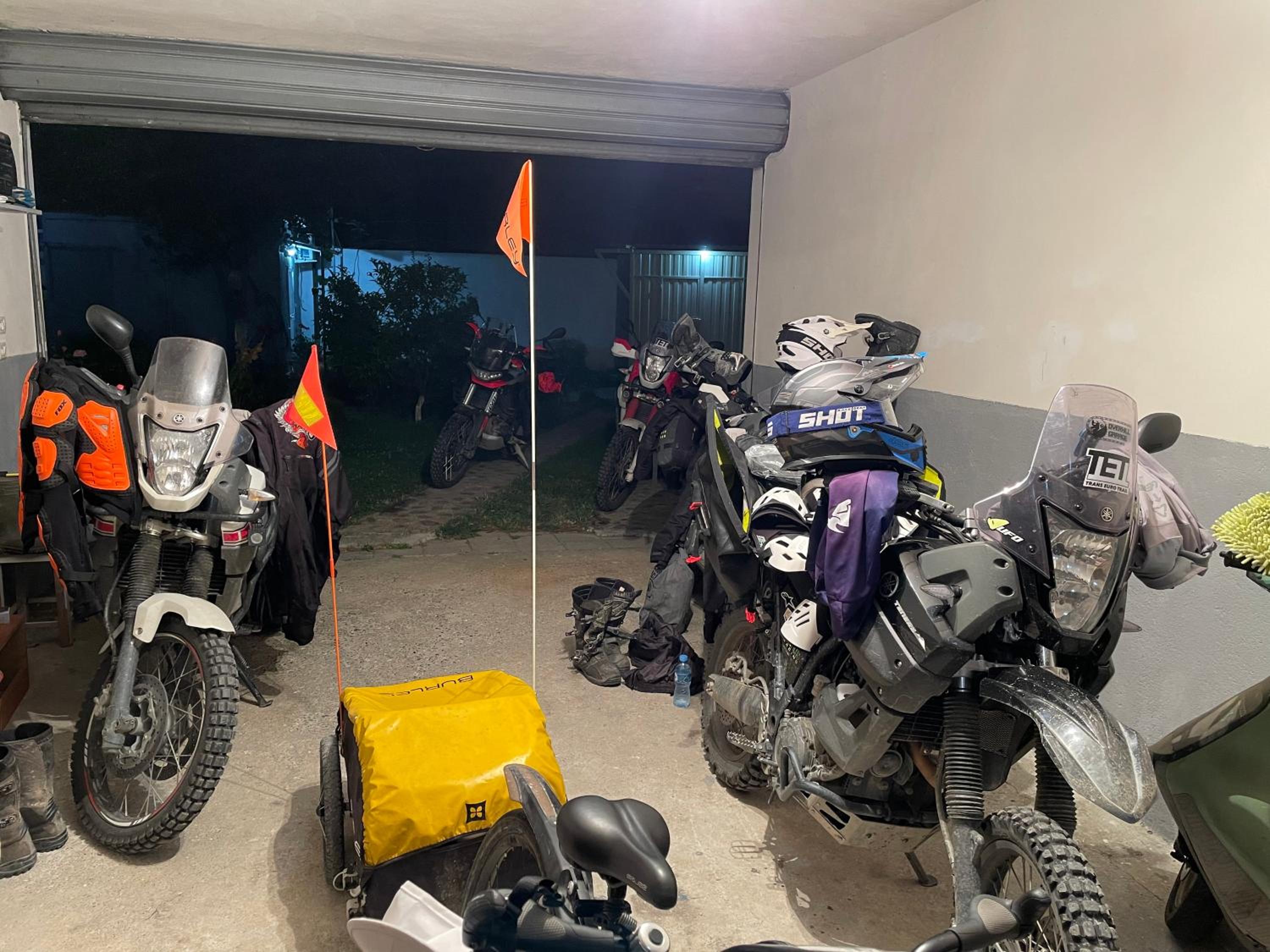 Happy Corner Guest House photo 4