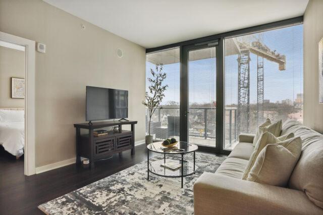 Piedmont Park 2 bdrm