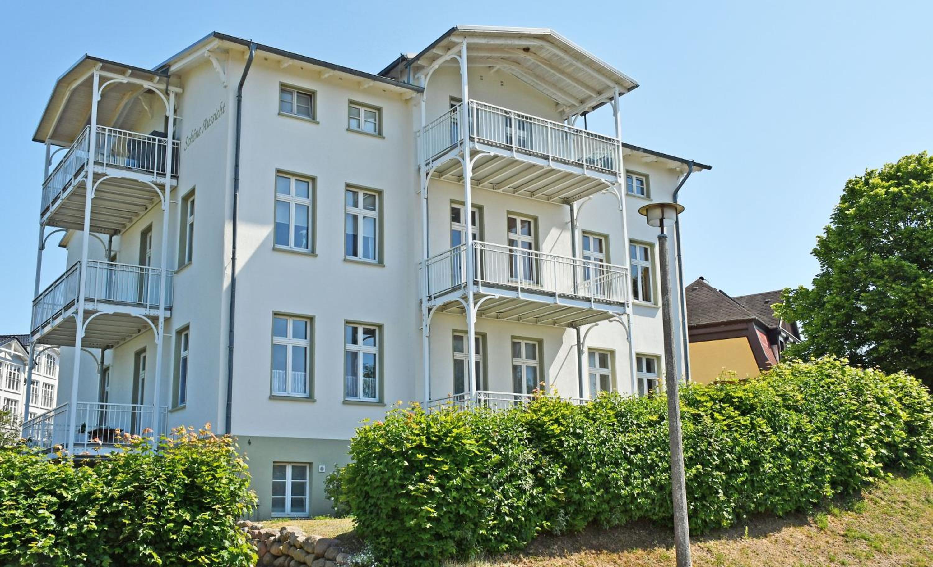ruhig gelegenes Appartementhaus mit Balkon SA