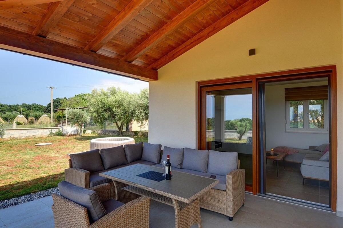 House Mauro view 4