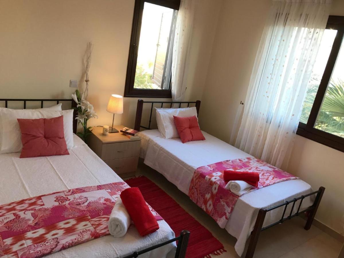 Unique Beach Luxurious Villas