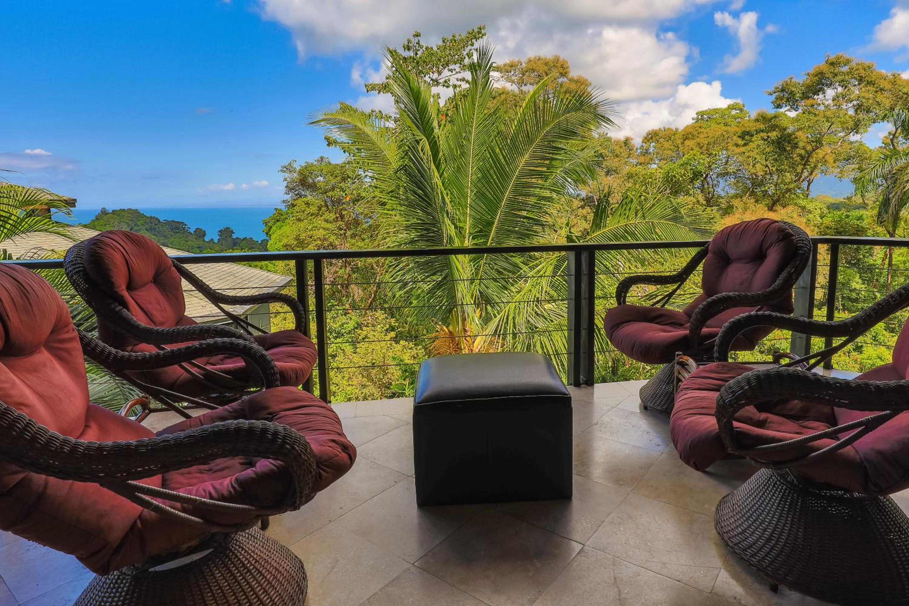 Tulemar Resort