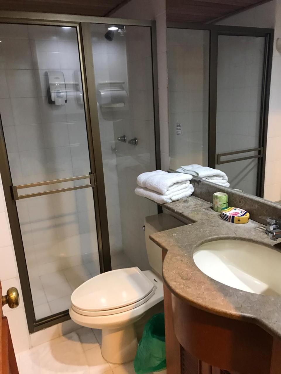 beautiful apartament 406