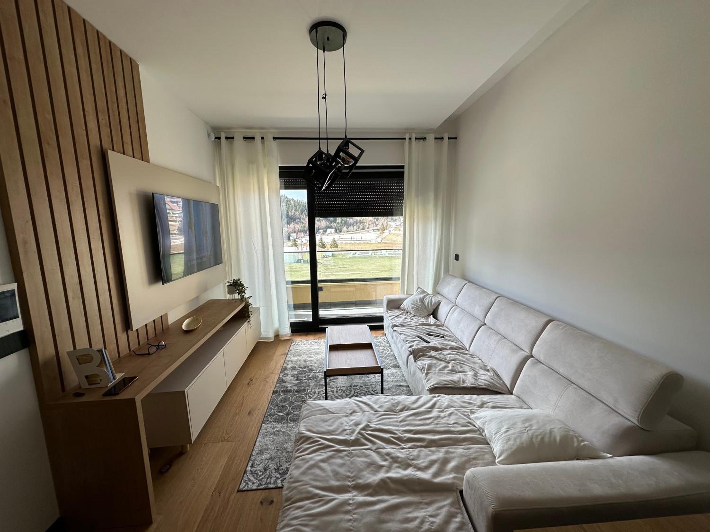 Apartman LARA Bjelasnica Winter garden