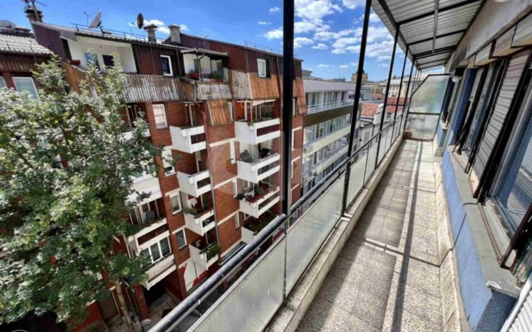 Skyline Apartment