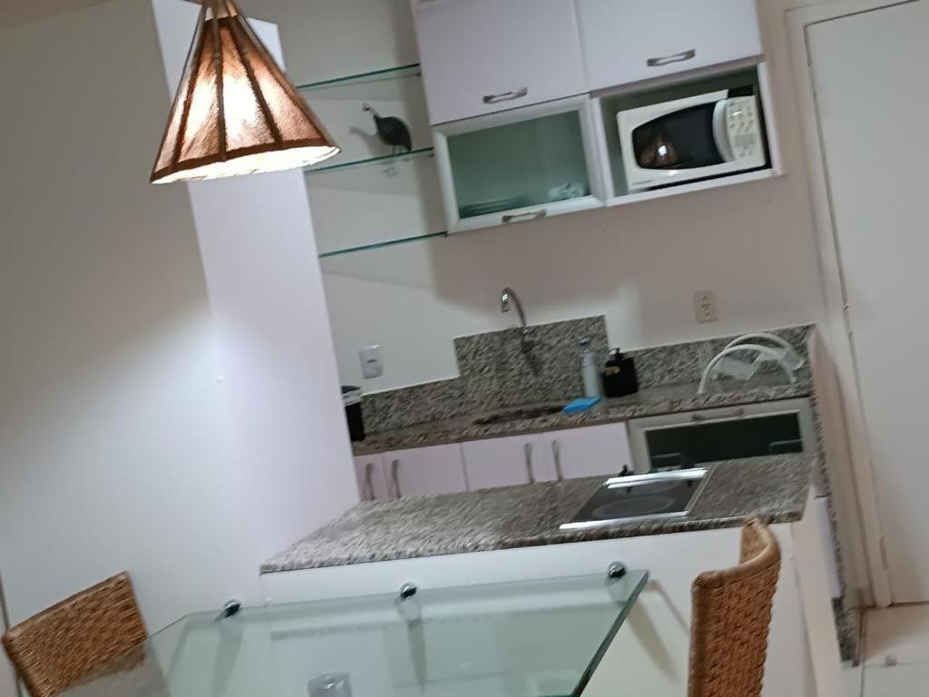 Angra dos Reis - Apartamentos com Vista para o mar OU para piscina Condomínio Porto Bali