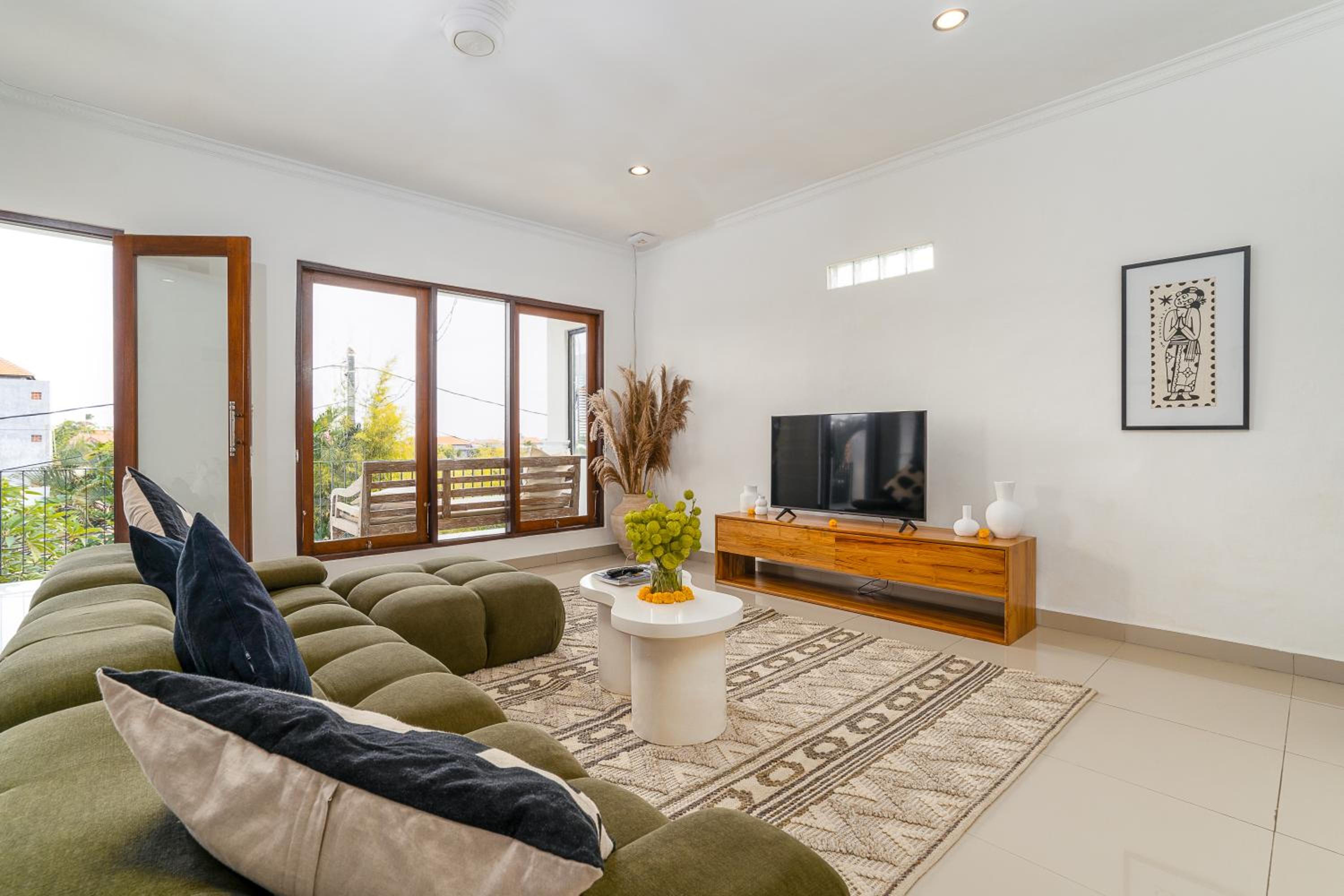 Villa Gigi - Sumptuous 3BR Family Villa in the very Heart of Canggu view 2