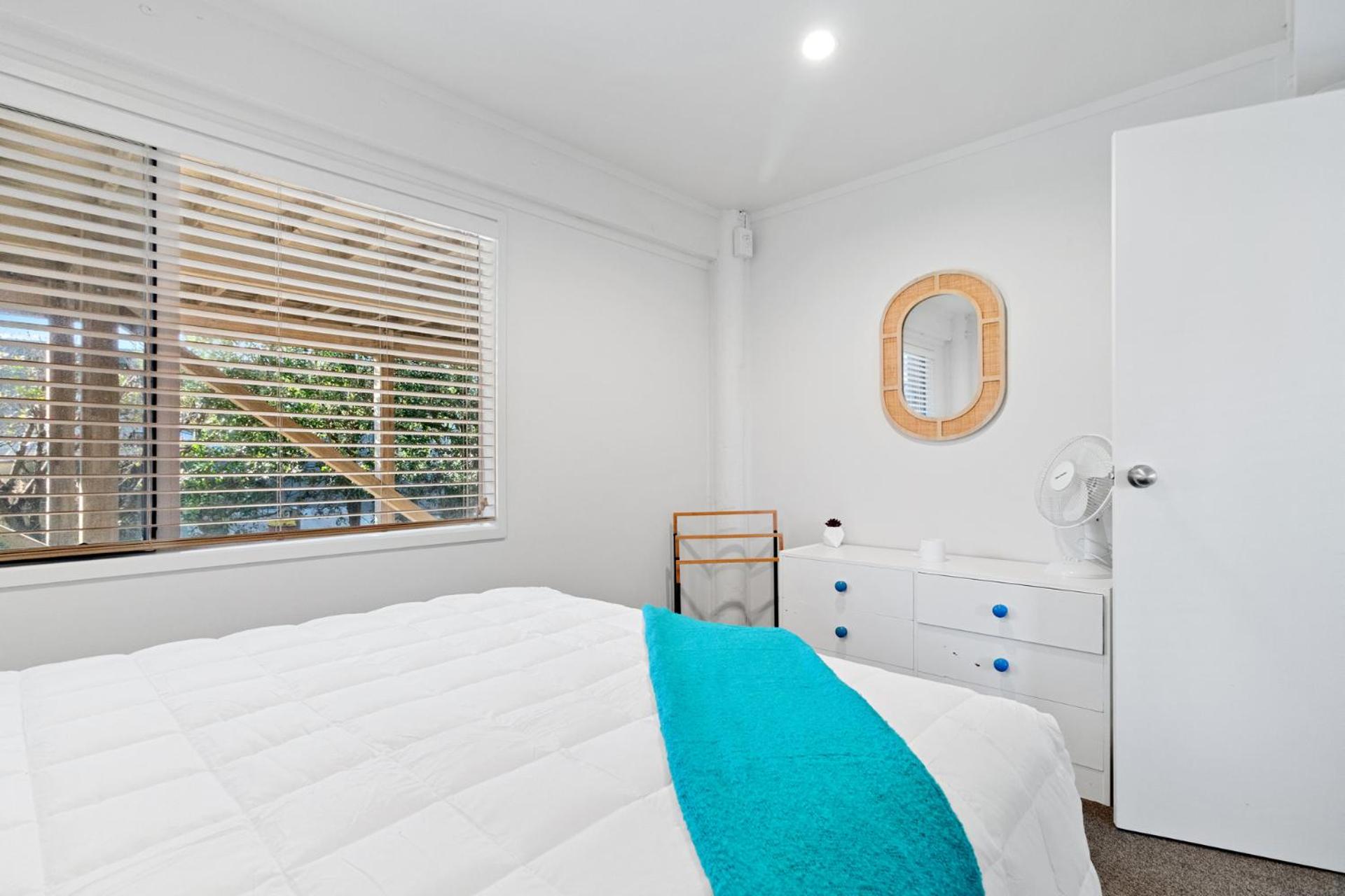 Beachcomber's Paradise - Waihi Beach Holiday Home view 3