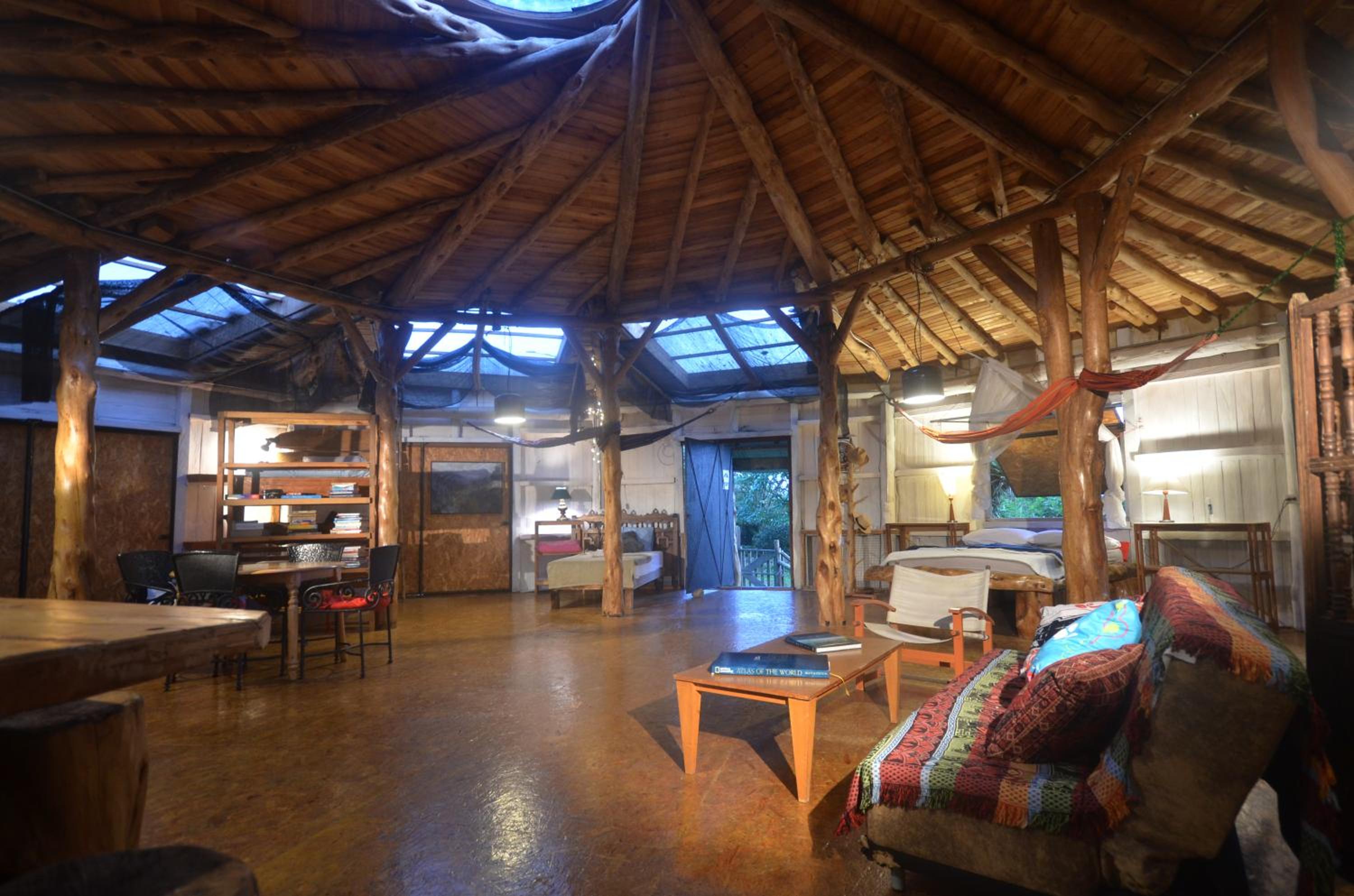 EcoRoundHouse