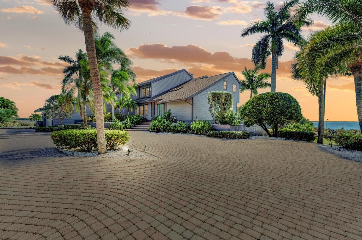 Miscellaneous Market Vacations - Bay House Retreat managed by Beach Retreats - Property Image 1