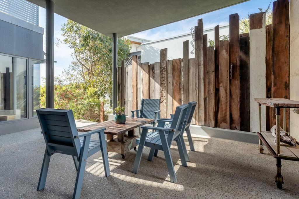 Oceanic I Private Properties