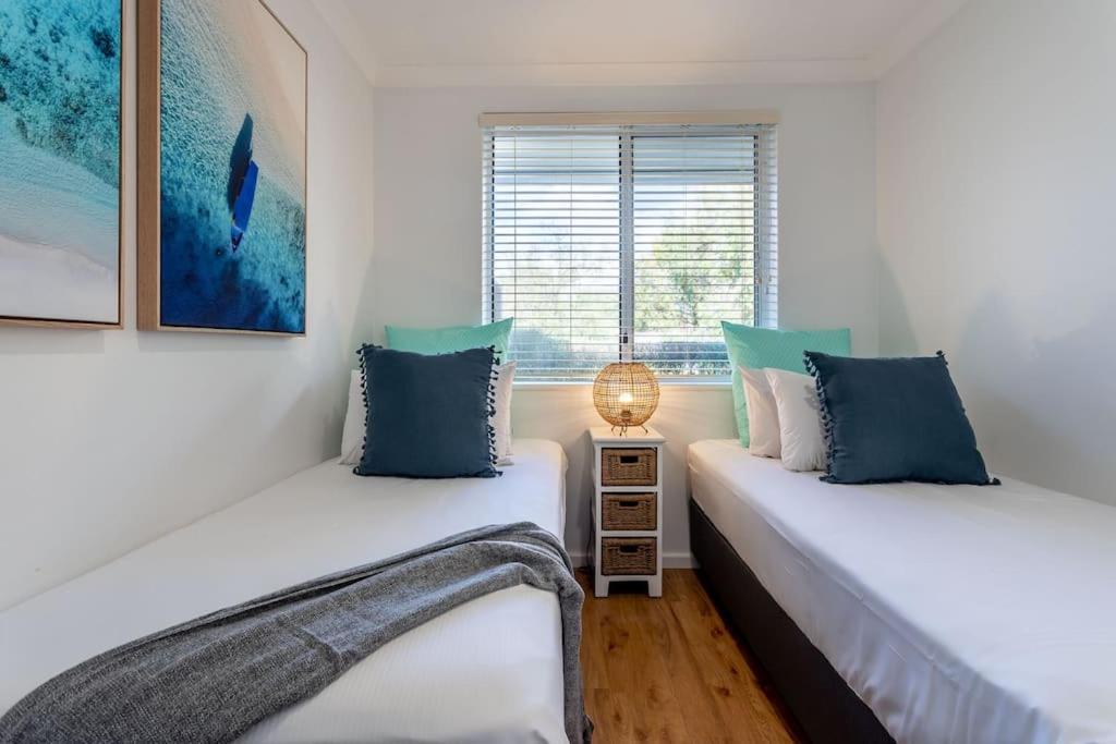 Whitesands Beach Villa I Private Properties