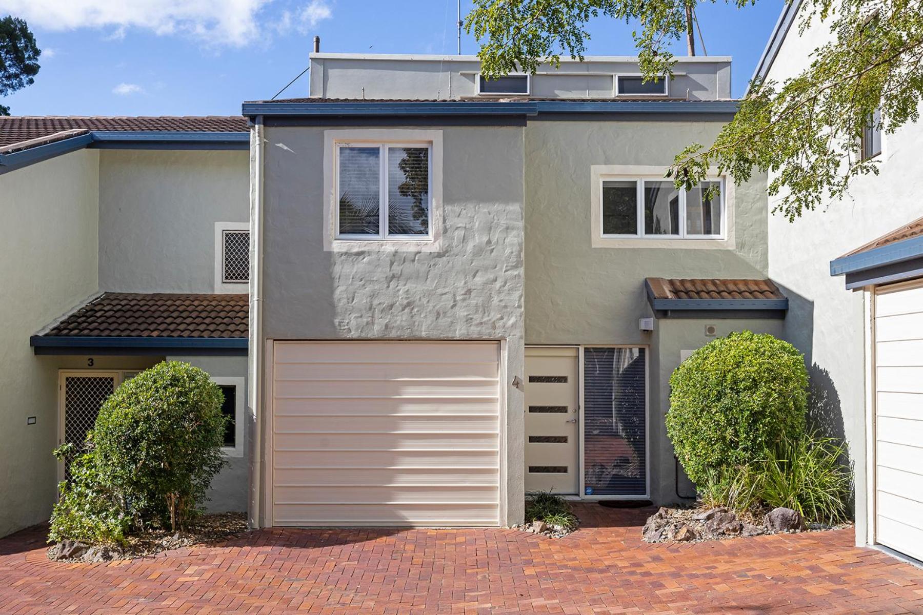 Eco Beachside Family Gem, Pool Access