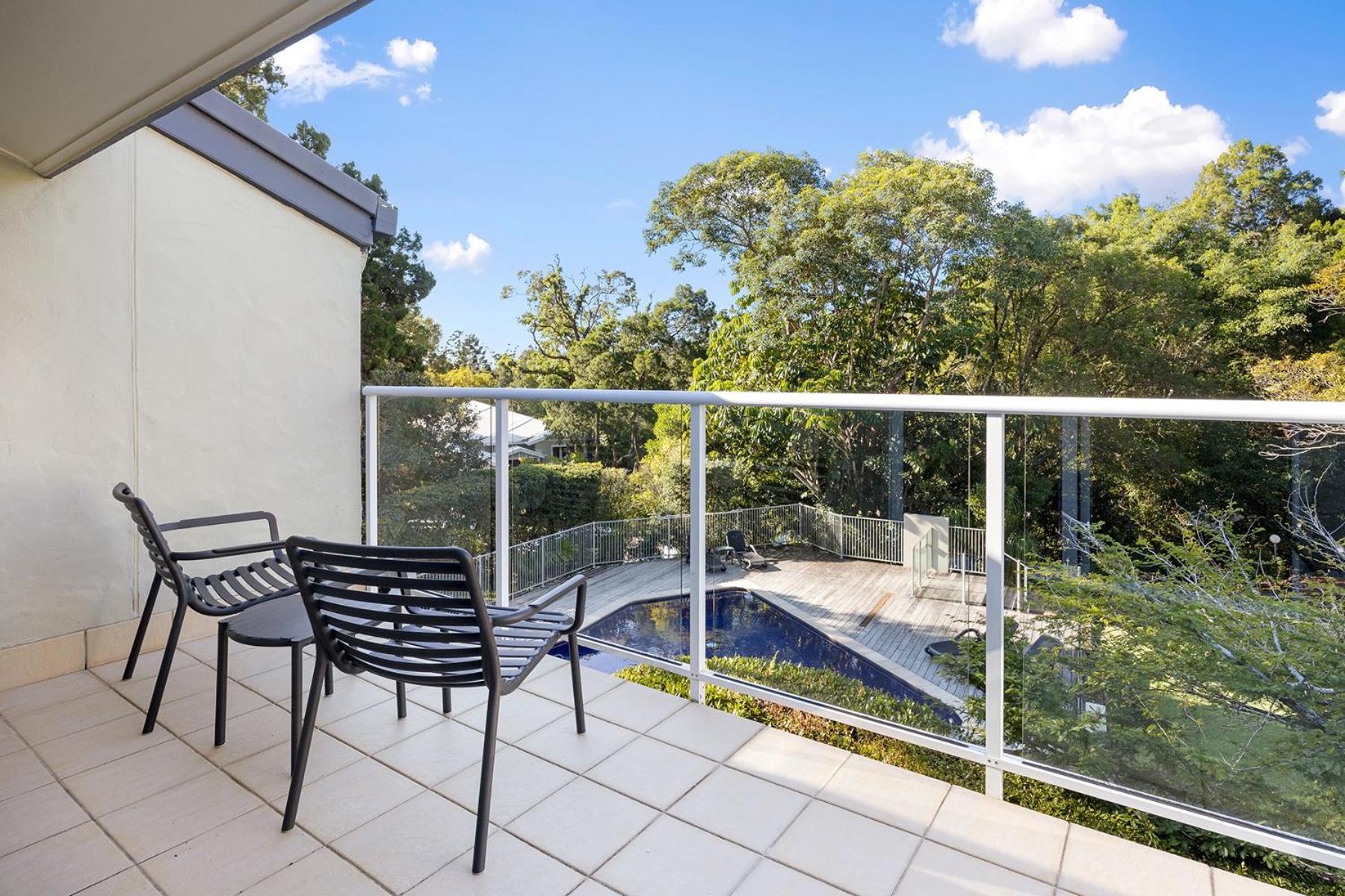 Eco Beachside Family Gem, Pool Access