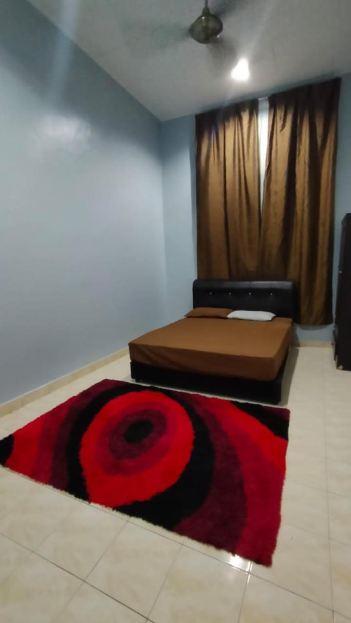 Rosspine Homestay