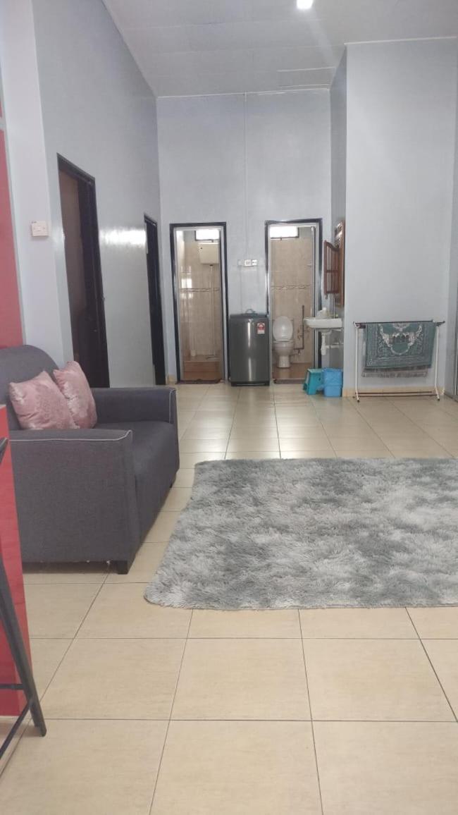 Rosspine Homestay
