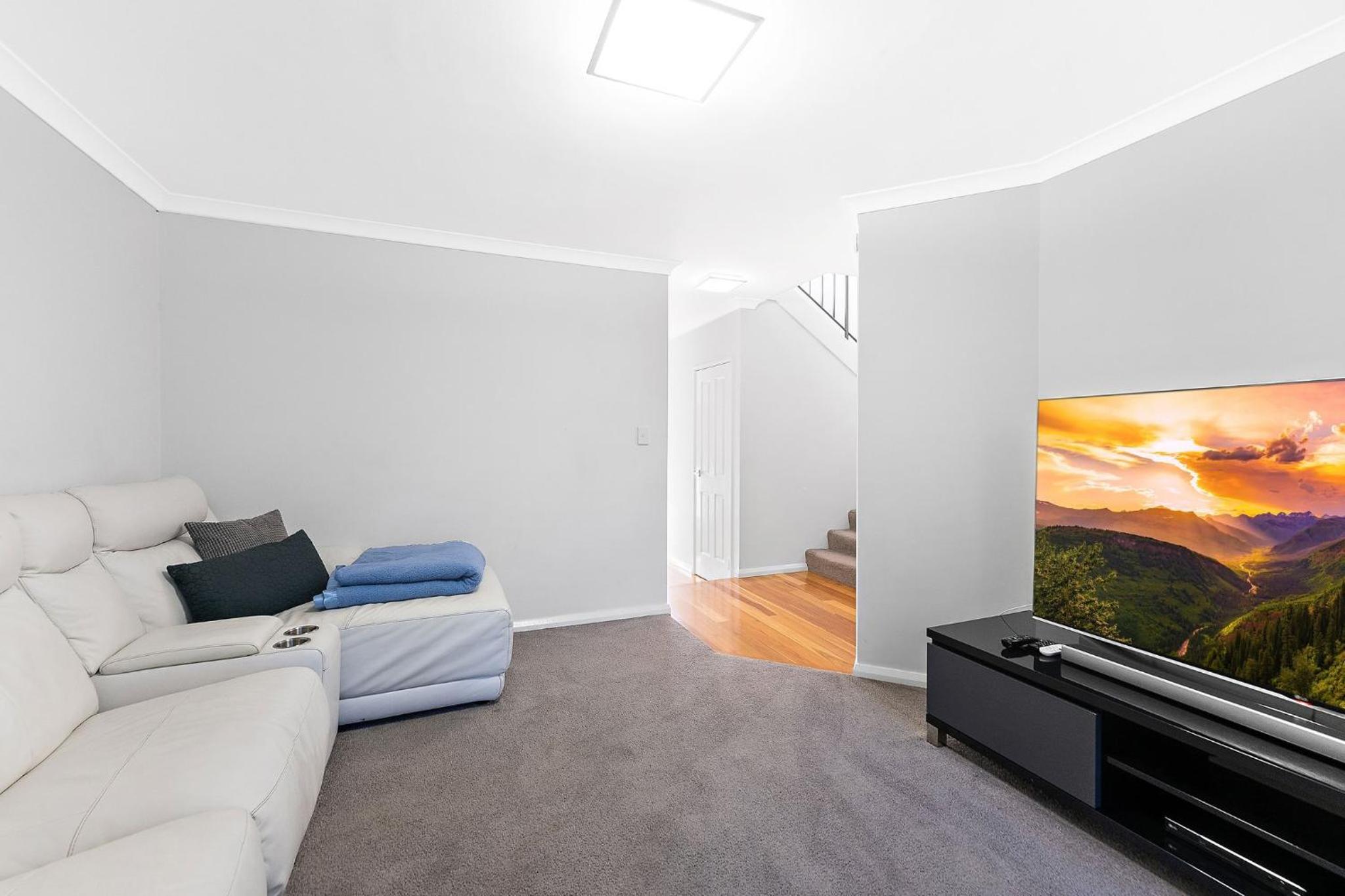 Modern Scarborough Townhouse