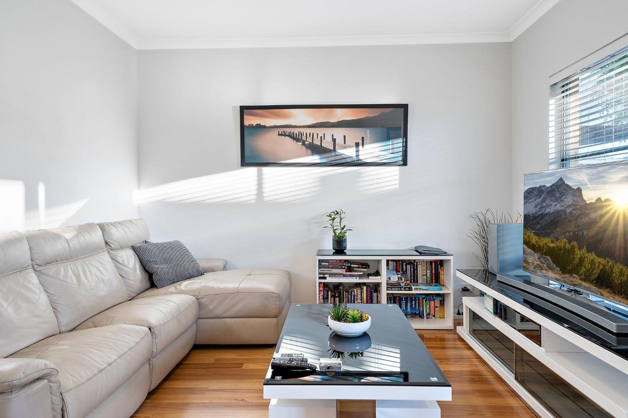 Modern Scarborough Townhouse