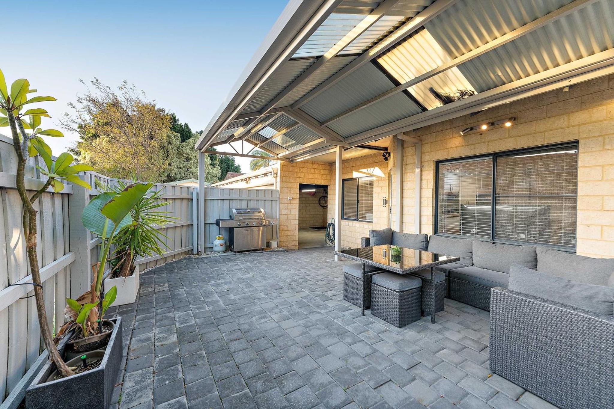 Modern Scarborough Townhouse